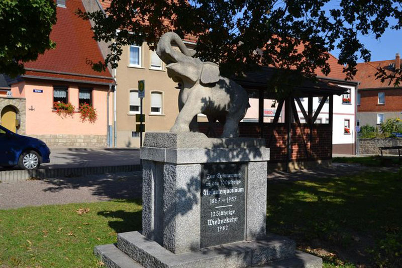 Denkmal Niederroßla | © Tanja Kozica